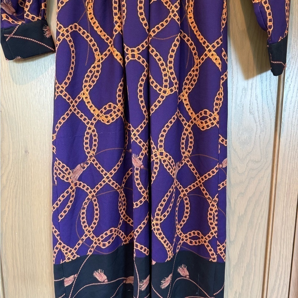 Neiman Marcus Vintage Dress Purple Chain Print V Neck Midi Dress / 2 - Picture 7 of 15